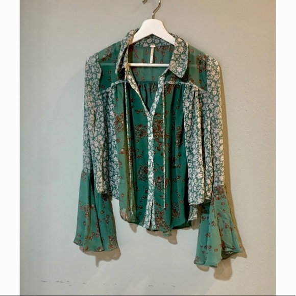Free People Serena Blouse in Green. - Picture 4 of 7